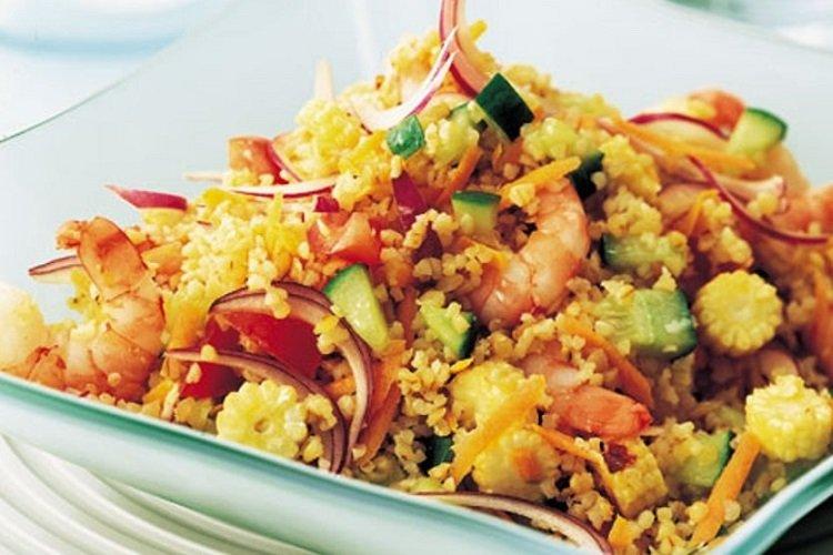 Gachas de trigo con camarones y verduras