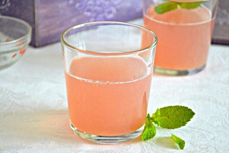 Compota de ruibarbo y mermelada de manzana