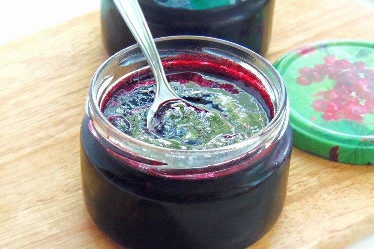 Jam from Frozen Honeysuckle