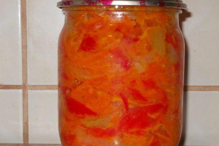 Ensalada sin vinagre de tomates y pimiento morrón