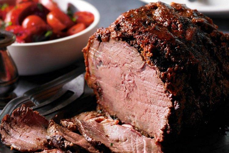 Beef Roast Beef with Caramel and Soy Sauce