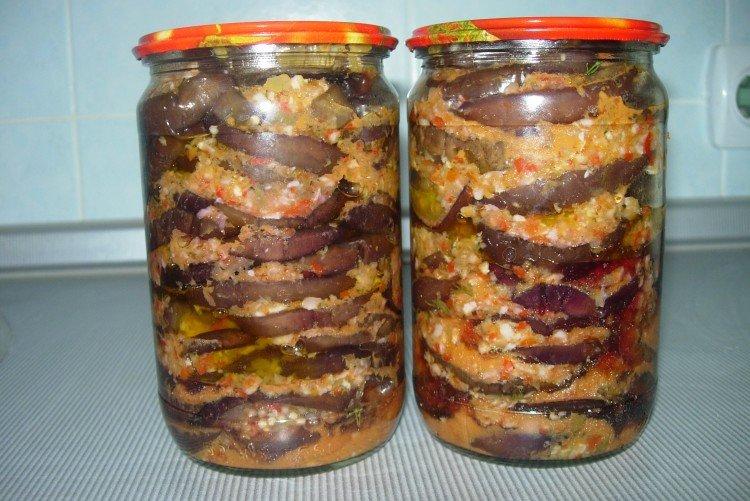 Ensalada de berenjena frita para el invierno
