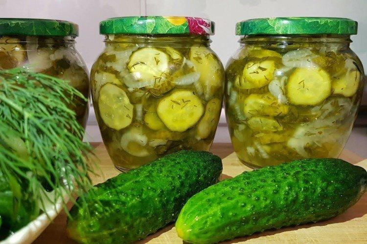Cucumber and Celery Salad for Winter