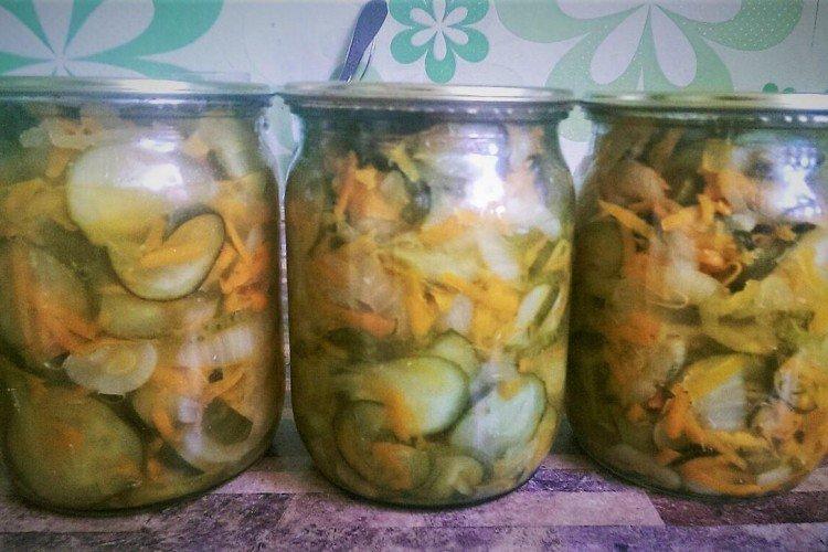Cucumber and Carrot Salad for Winter