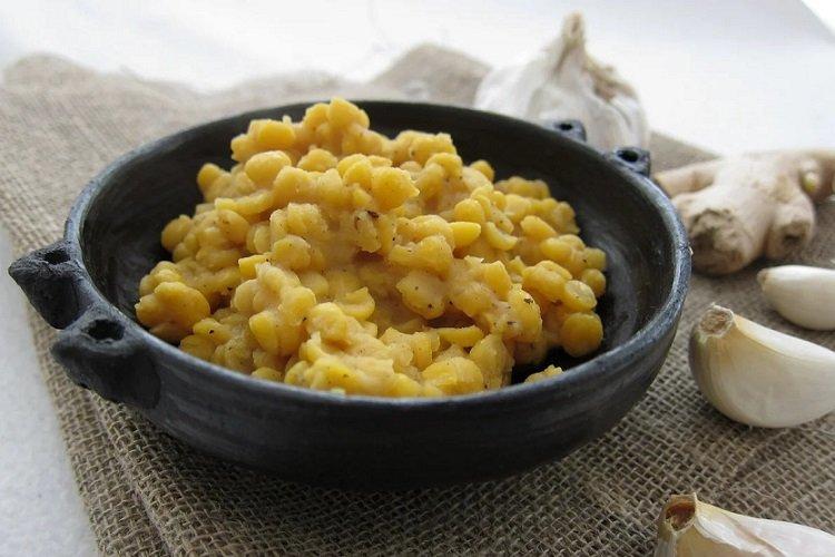 Erbsenbrei mit Butter
