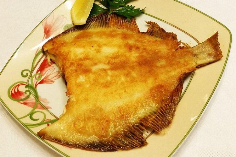 Ganzer Steinbutt aus dem Ofen