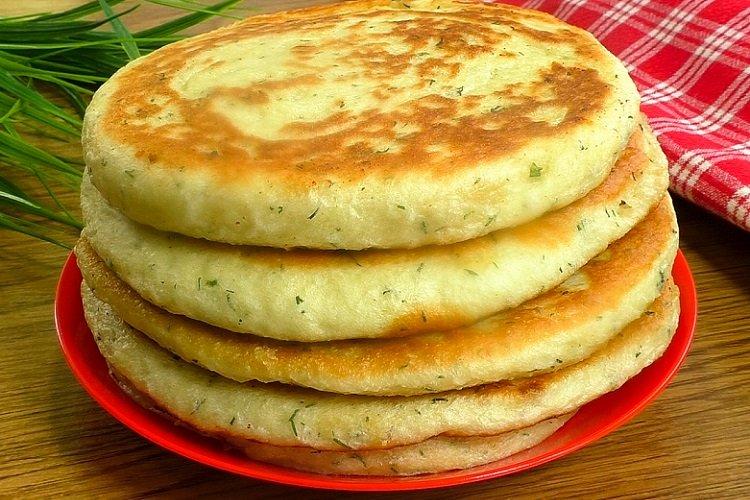 Гороховые лепешки на кефире