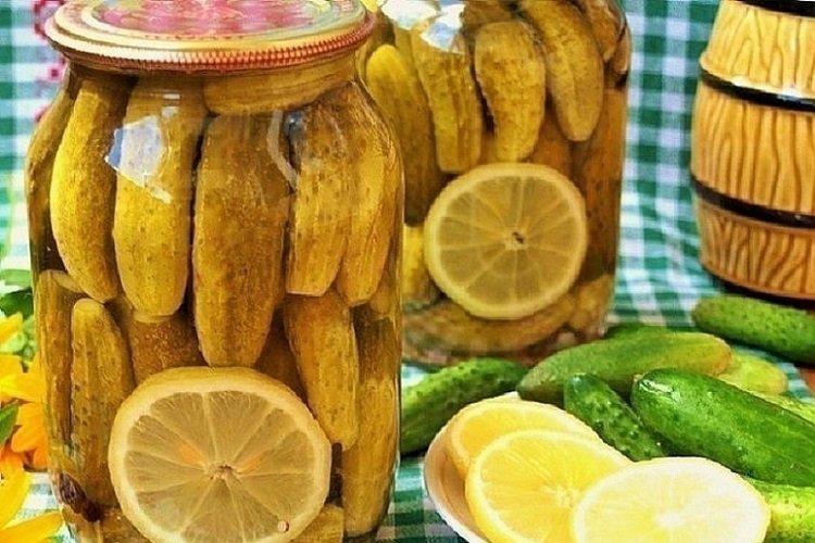 Cucumbers with Lemon for Winter