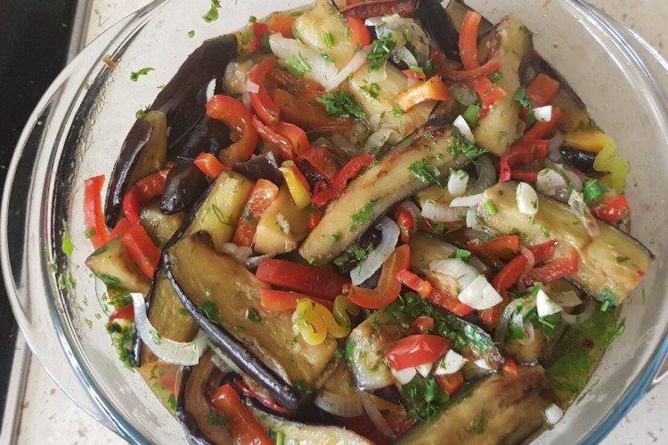 Маринованные баклажаны с перцем