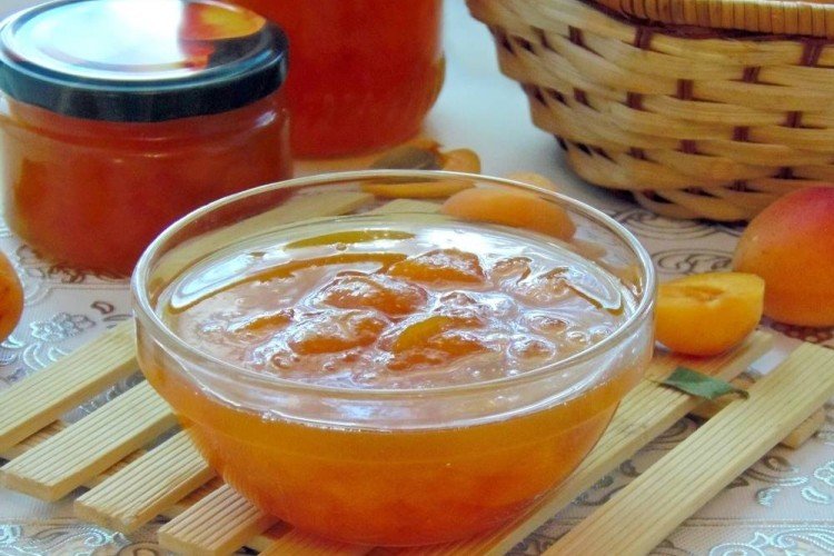 Quick Apricot Jam