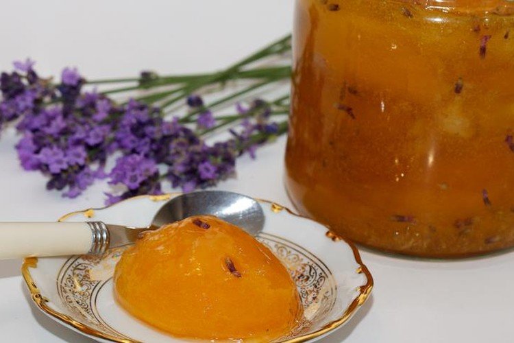 Apricot Jam with Lavender