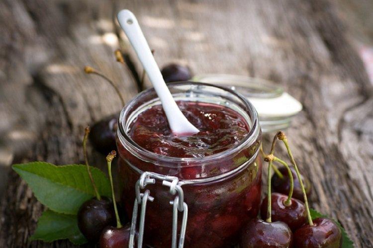 Cherry Jam with Chocolate