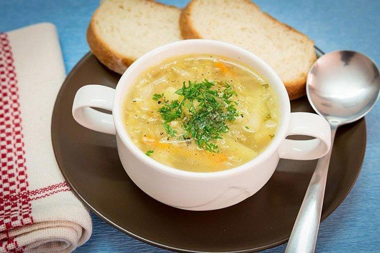 Fasten-Krautsuppe mit Hirse