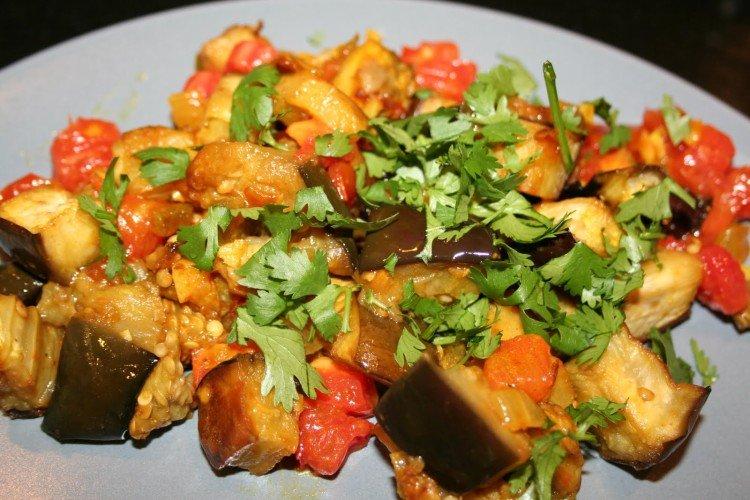 Auberginen-Sauté aus dem Ofen