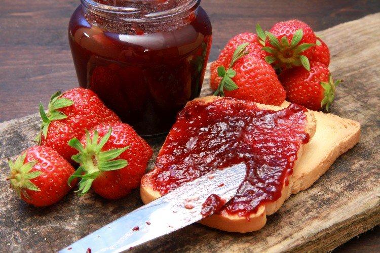 Confitura de fresa con gelatina
