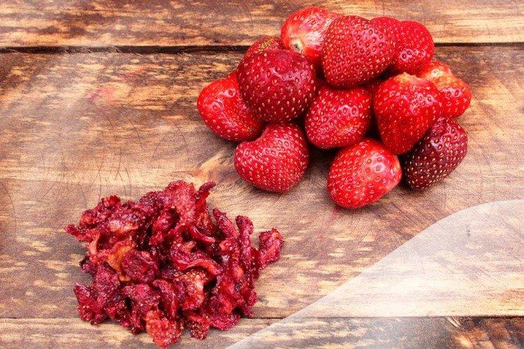 Fresas secas para el invierno