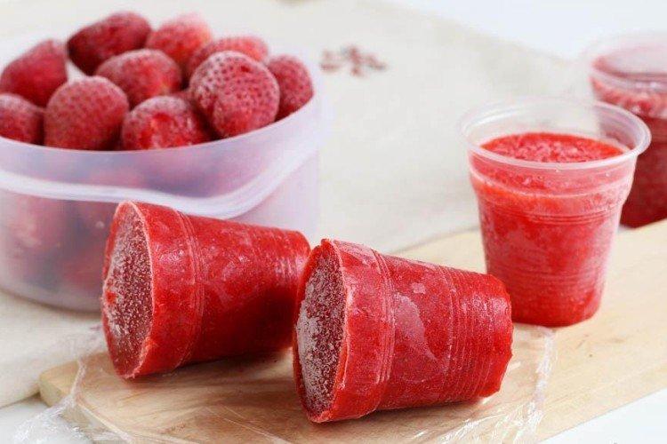 Fresas congeladas con azúcar