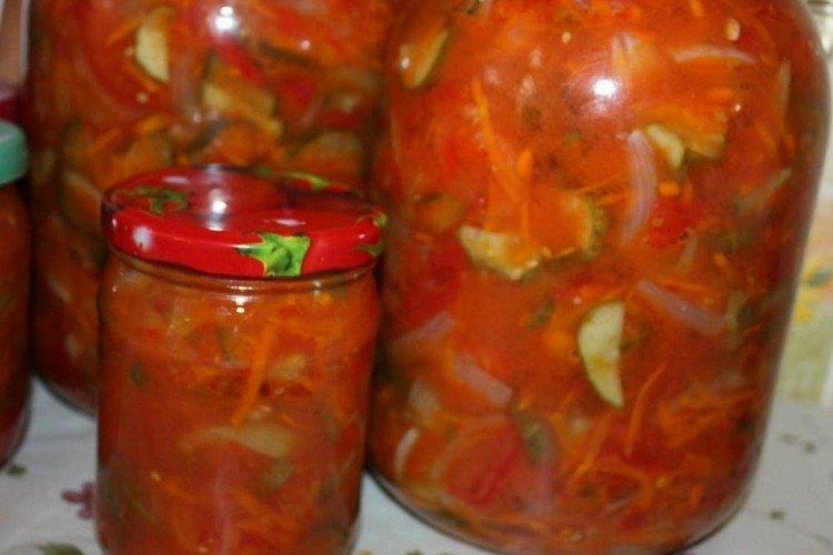 Ensalada de pimiento dulce con pepinos