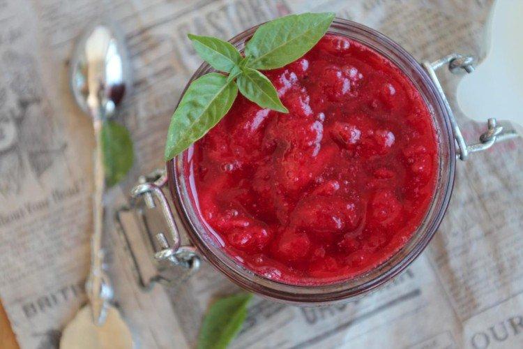 Redcurrant Jam with Mint
