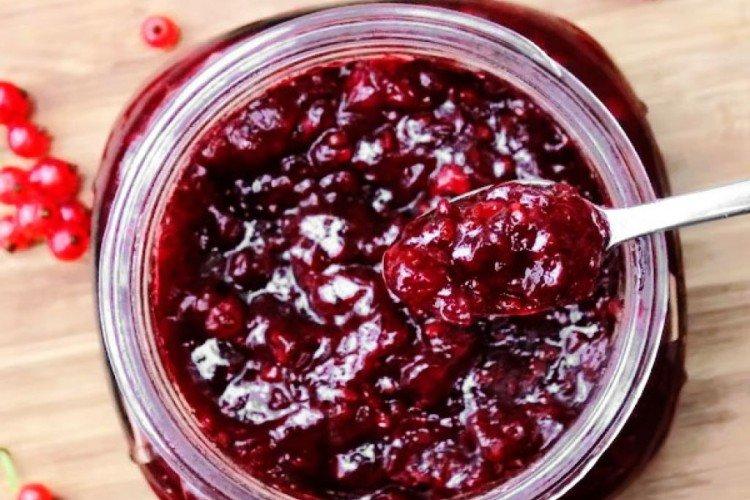Redcurrant Jam with Lemon