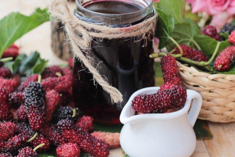 Maulbeermarmelade mit Orange