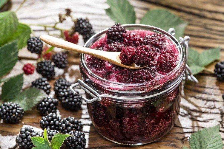 Maulbeeren- und Himbeermarmelade