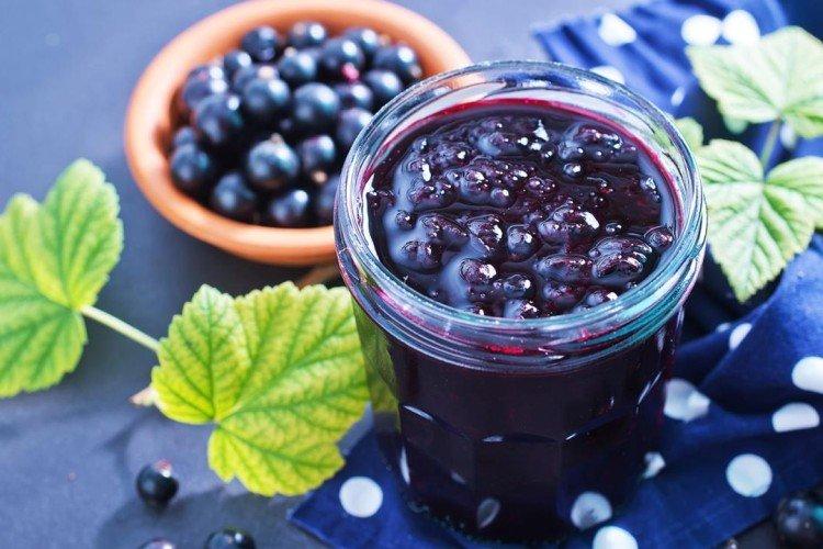 Blackcurrant Jam with Sugar