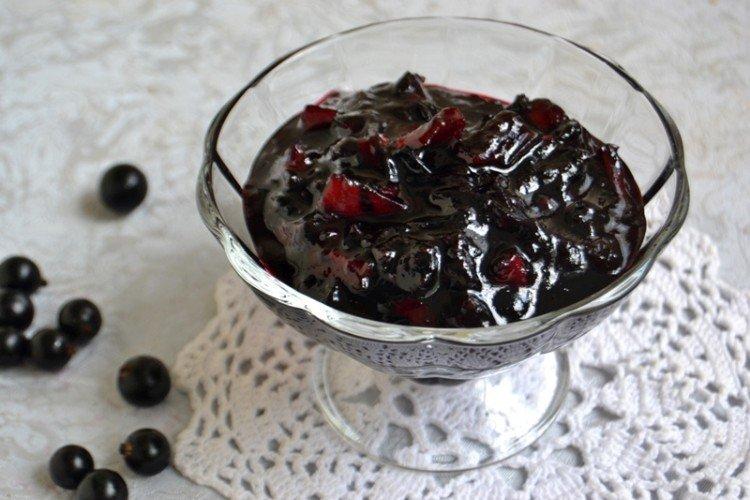Blackcurrant and Apple Jam