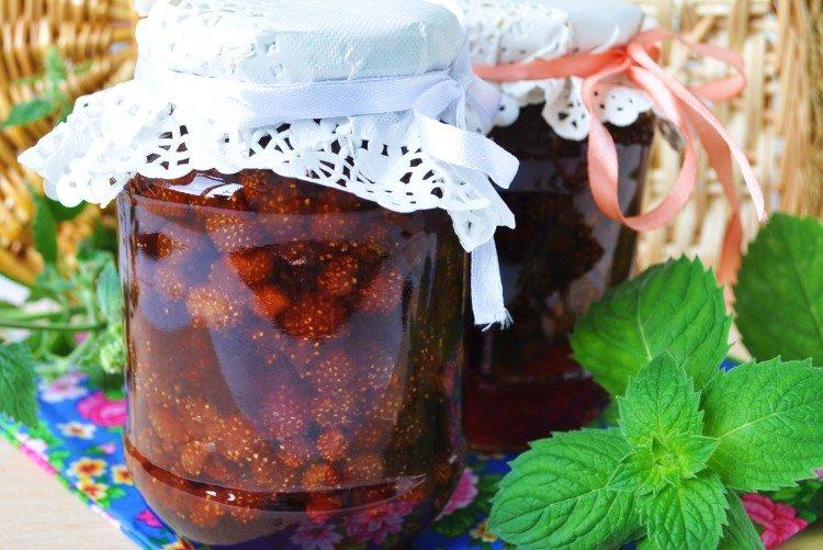 Mermelada de fresa silvestre con menta