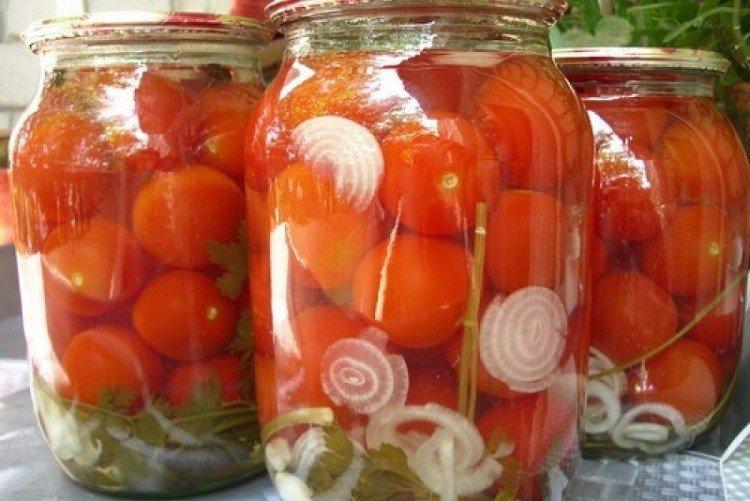 Ensalada de tomates cherry para el invierno