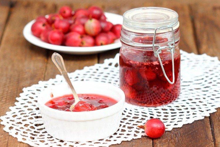 Варенье из крыжовника с малиной