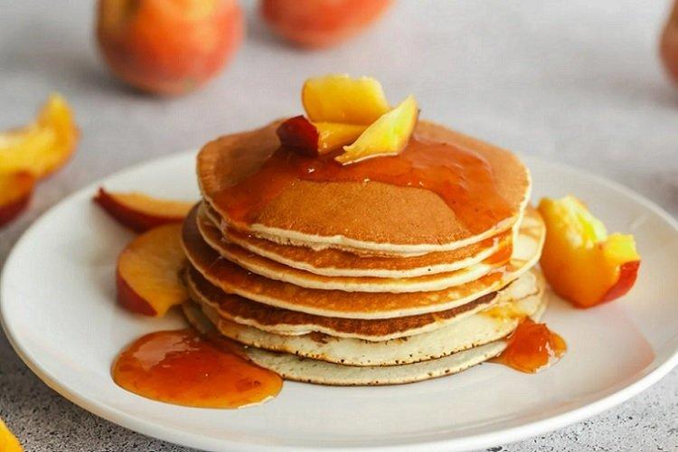 American Pancakes with Milk