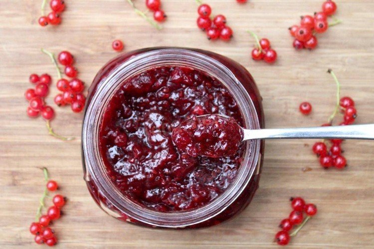 Victoria- und Johannisbeermarmelade