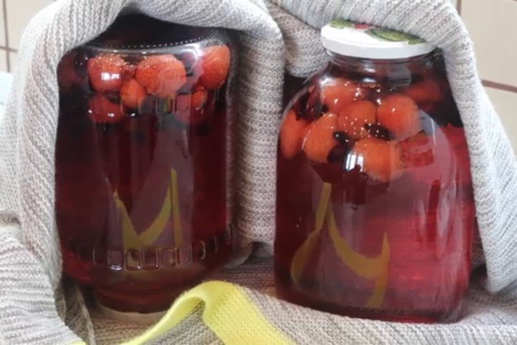 Honeysuckle and Strawberry Compote