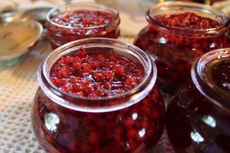 Preparación de bayas para el invierno