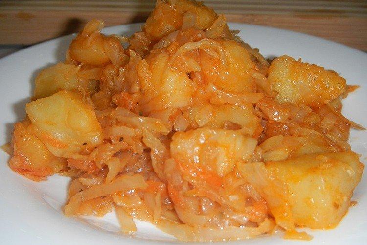 Gemüsesauté mit Kohl