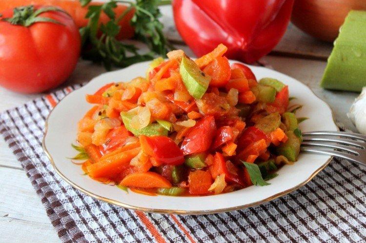 Gemüsesauté mit Zucchini