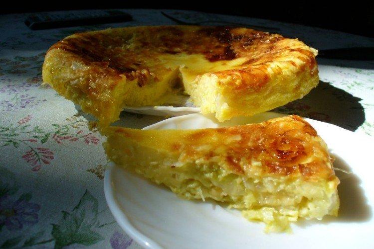 Tarta líquida de kéfir en olla de cocción lenta
