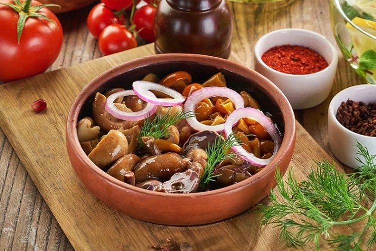 Marinated Mushrooms in Soy Sauce