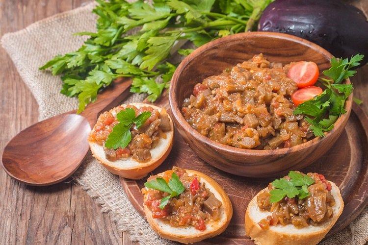 Caviar de berenjenas con nueces