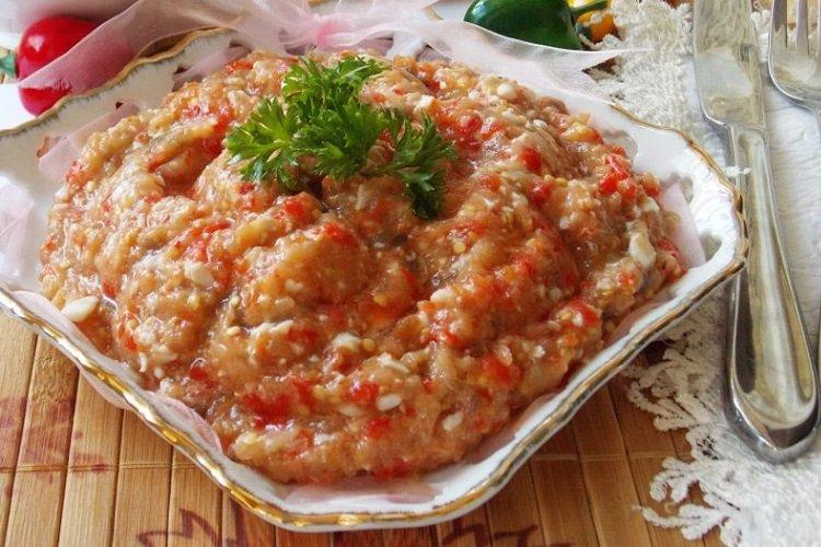 Caviar de berenjenas con huevos