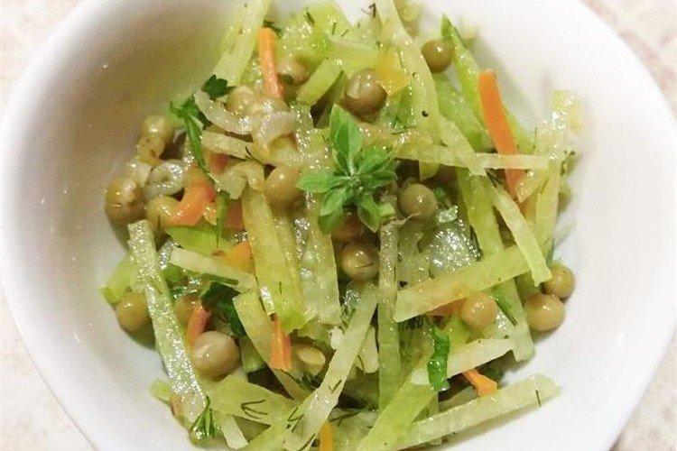 White Radish and Pea Salad