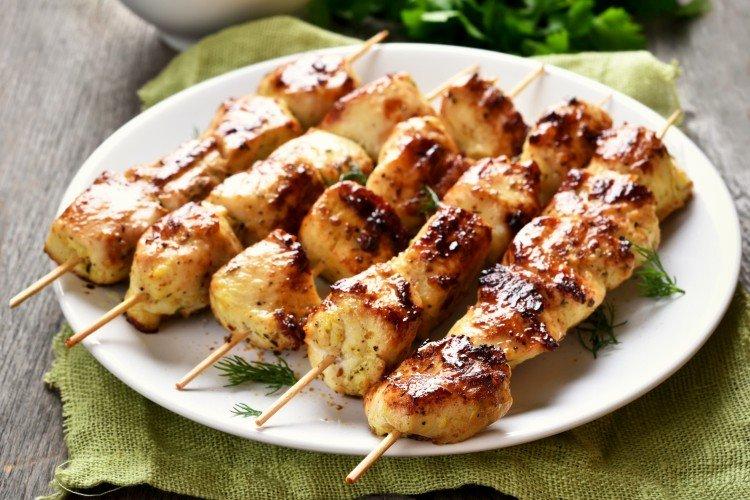 Chicken with Olives and Nuts