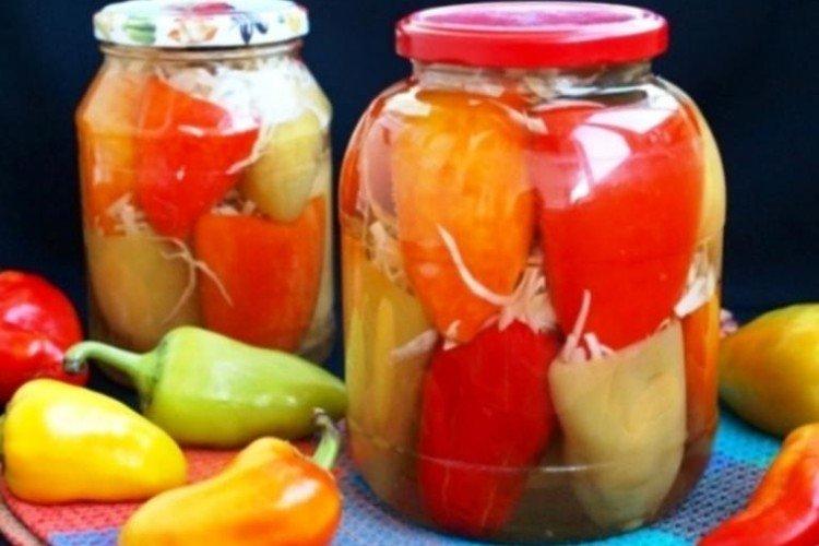 Preparación de pimiento morrón con col