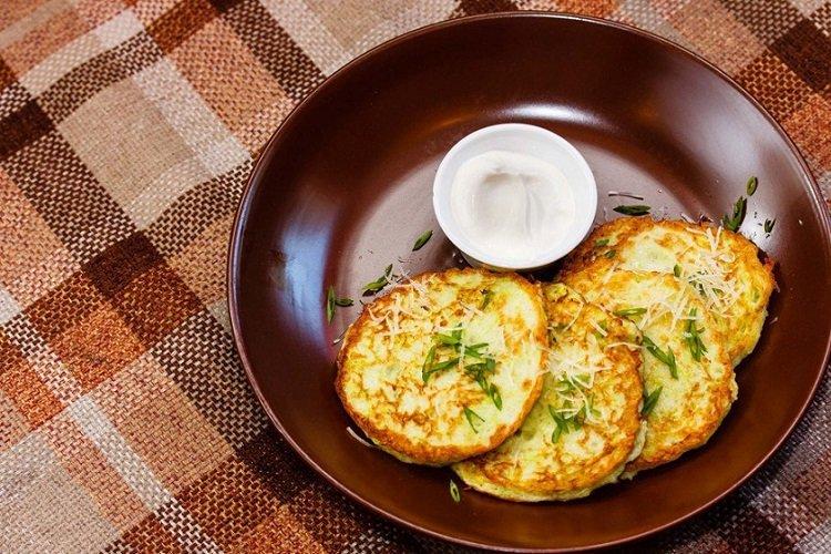 Zucchini- und Kartoffel-Puffer