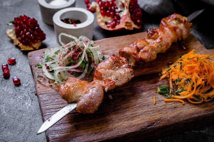 20 excelentes adobos para brochetas de cerdo