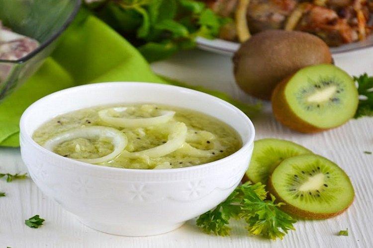 Spicy Onion, Ginger, and Kiwi Marinade