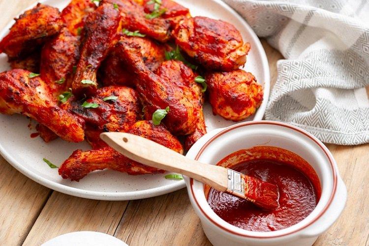 Tomato and Garlic Marinade for Chicken Skewers