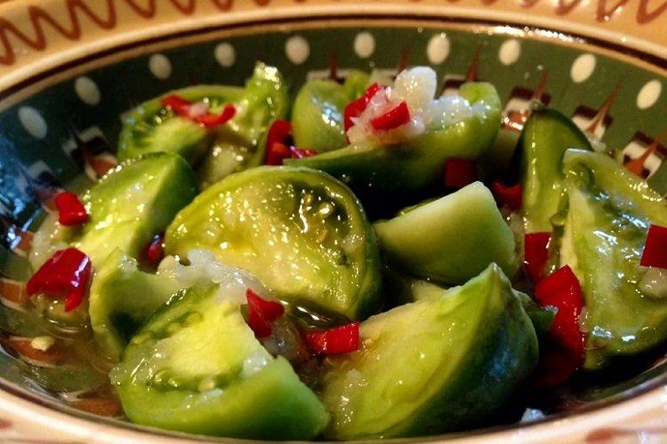 Tomates verdes encurtidos