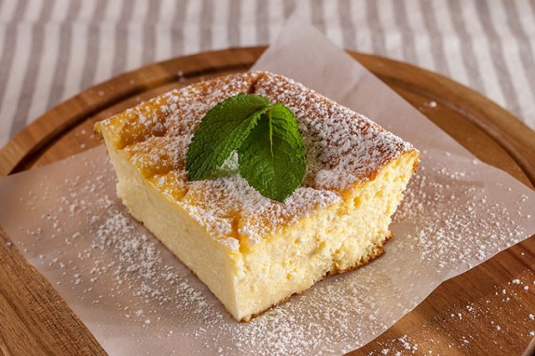 Cazuela de requesón y nata